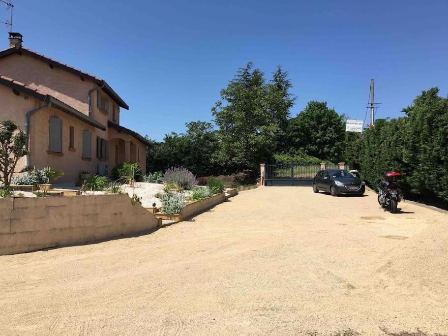 Appartement 55M2 En Beaujolais & Enedis A 15 Min Saint-Germain-Nuelles Экстерьер фото